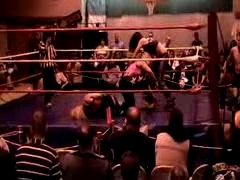 October_27,_2006_Supergirl_Title_Match_flv_000570487.jpg