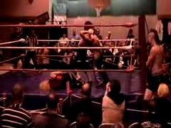 October_27,_2006_Supergirl_Title_Match_flv_000573156.jpg