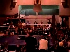 October_27,_2006_Supergirl_Title_Match_flv_000585919.jpg