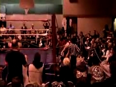 October_27,_2006_Supergirl_Title_Match_flv_000590674.jpg