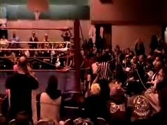 October_27,_2006_Supergirl_Title_Match_flv_000591508.jpg