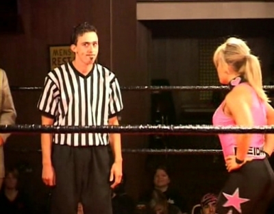 SHIMMER_#8__-__Nattie_Neidhart_vs_Ariel_avi_000050016.jpg