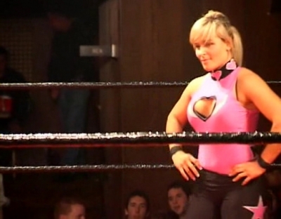 SHIMMER_#8__-__Nattie_Neidhart_vs_Ariel_avi_000061594.jpg