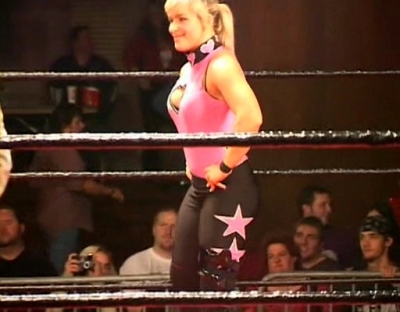 SHIMMER_#8__-__Nattie_Neidhart_vs_Ariel_avi_000118017.jpg