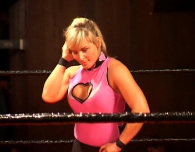 SHIMMER_#8__-__Nattie_Neidhart_vs_Ariel_avi_000125358.jpg