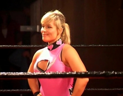 SHIMMER_#8__-__Nattie_Neidhart_vs_Ariel_avi_000128961.jpg