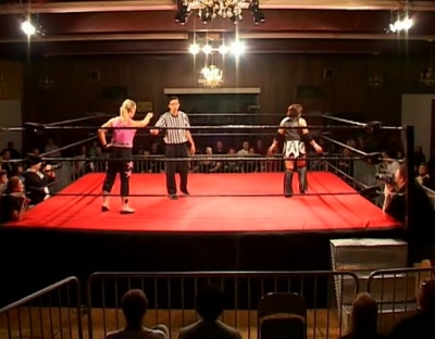 SHIMMER_#8__-__Nattie_Neidhart_vs_Ariel_avi_000171938.jpg