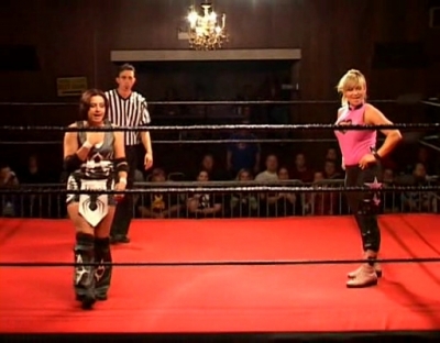 SHIMMER_#8__-__Nattie_Neidhart_vs_Ariel_avi_000202034.jpg