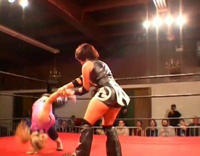 SHIMMER_#8__-__Nattie_Neidhart_vs_Ariel_avi_000248614.jpg