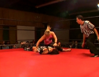 SHIMMER_#8__-__Nattie_Neidhart_vs_Ariel_avi_000253619.jpg