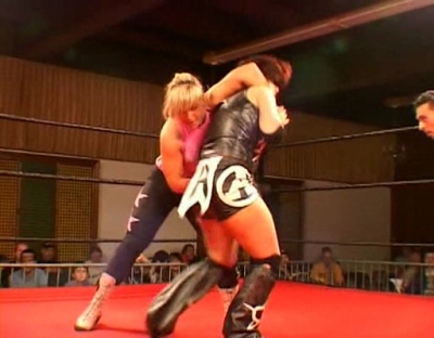 SHIMMER_#8__-__Nattie_Neidhart_vs_Ariel_avi_000264096.jpg