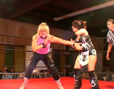 SHIMMER_#8__-__Nattie_Neidhart_vs_Ariel_avi_000264730.jpg