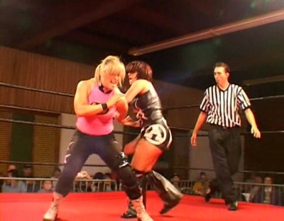 SHIMMER_#8__-__Nattie_Neidhart_vs_Ariel_avi_000265464.jpg