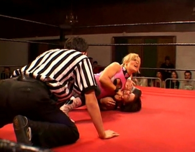 SHIMMER_#8__-__Nattie_Neidhart_vs_Ariel_avi_000292591.jpg