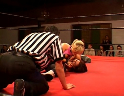 SHIMMER_#8__-__Nattie_Neidhart_vs_Ariel_avi_000296262.jpg