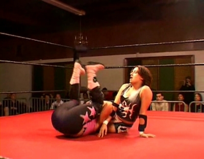 SHIMMER_#8__-__Nattie_Neidhart_vs_Ariel_avi_000304403.jpg