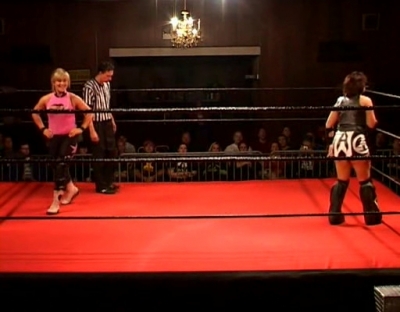 SHIMMER_#8__-__Nattie_Neidhart_vs_Ariel_avi_000320319.jpg