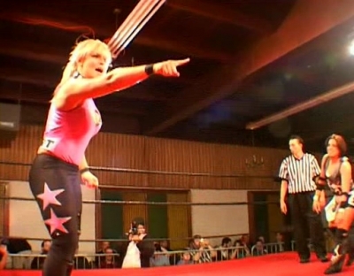 SHIMMER_#8__-__Nattie_Neidhart_vs_Ariel_avi_000328394.jpg