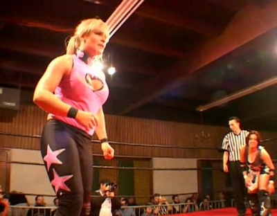 SHIMMER_#8__-__Nattie_Neidhart_vs_Ariel_avi_000329128.jpg