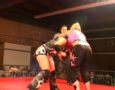 SHIMMER_#8__-__Nattie_Neidhart_vs_Ariel_avi_000386752.jpg