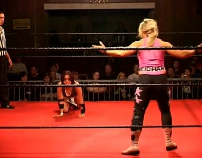 SHIMMER_#8__-__Nattie_Neidhart_vs_Ariel_avi_000404970.jpg