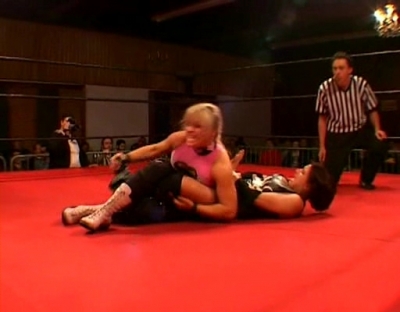 SHIMMER_#8__-__Nattie_Neidhart_vs_Ariel_avi_000424222.jpg