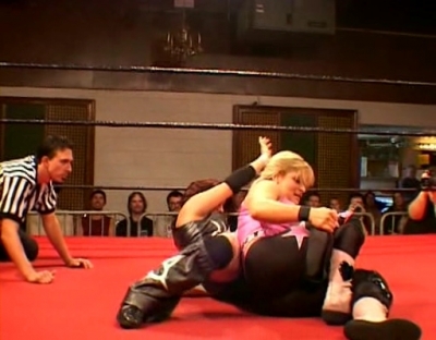 SHIMMER_#8__-__Nattie_Neidhart_vs_Ariel_avi_000429828.jpg