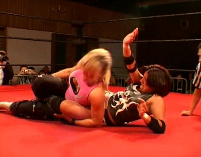 SHIMMER_#8__-__Nattie_Neidhart_vs_Ariel_avi_000431196.jpg