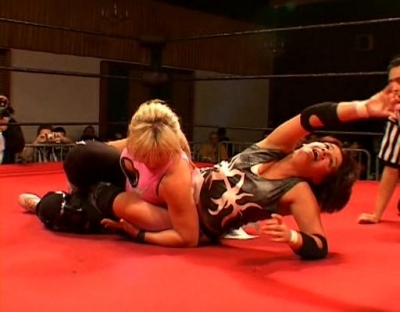 SHIMMER_#8__-__Nattie_Neidhart_vs_Ariel_avi_000434099.jpg