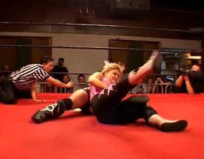 SHIMMER_#8__-__Nattie_Neidhart_vs_Ariel_avi_000445277.jpg