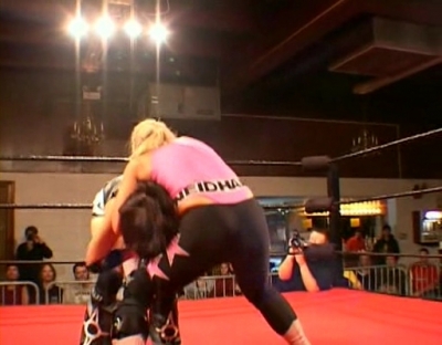 SHIMMER_#8__-__Nattie_Neidhart_vs_Ariel_avi_000450349.jpg