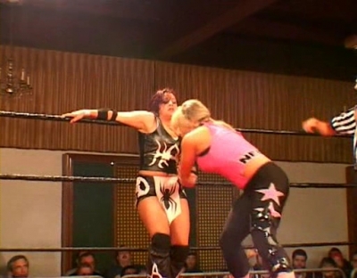 SHIMMER_#8__-__Nattie_Neidhart_vs_Ariel_avi_000498330.jpg