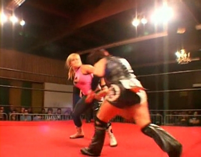 SHIMMER_#8__-__Nattie_Neidhart_vs_Ariel_avi_000500765.jpg