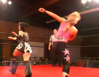 SHIMMER_#8__-__Nattie_Neidhart_vs_Ariel_avi_000501366.jpg