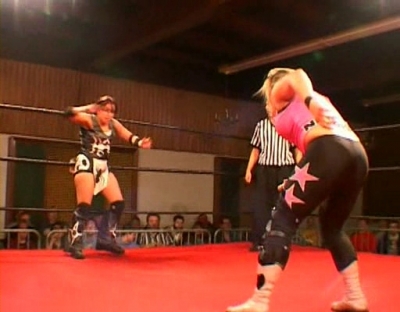 SHIMMER_#8__-__Nattie_Neidhart_vs_Ariel_avi_000502133.jpg