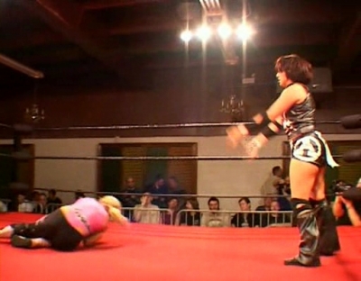 SHIMMER_#8__-__Nattie_Neidhart_vs_Ariel_avi_000507973.jpg