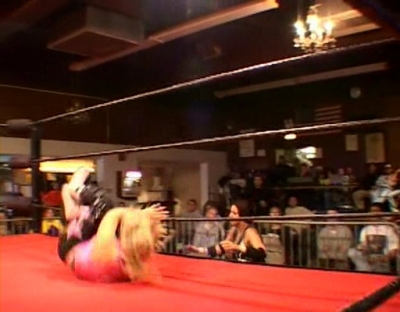 SHIMMER_#8__-__Nattie_Neidhart_vs_Arielpt2_avi_000010343.jpg