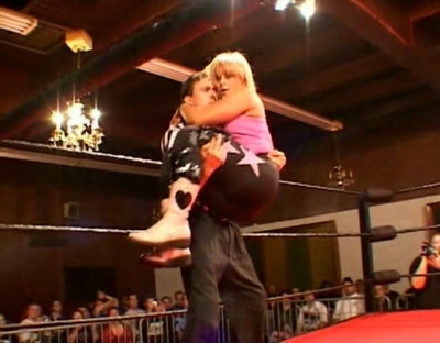 SHIMMER_#8__-__Nattie_Neidhart_vs_Arielpt2_avi_000014013.jpg