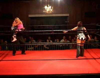 SHIMMER_#8__-__Nattie_Neidhart_vs_Arielpt2_avi_000018818.jpg