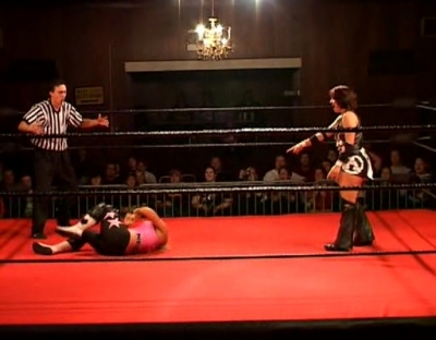 SHIMMER_#8__-__Nattie_Neidhart_vs_Arielpt2_avi_000020386.jpg