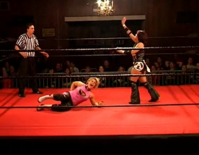 SHIMMER_#8__-__Nattie_Neidhart_vs_Arielpt2_avi_000022388.jpg