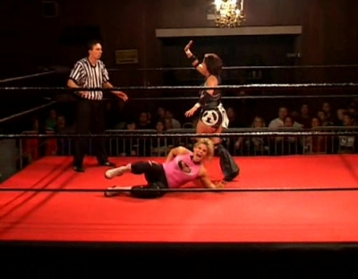 SHIMMER_#8__-__Nattie_Neidhart_vs_Arielpt2_avi_000023123.jpg