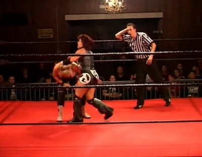 SHIMMER_#8__-__Nattie_Neidhart_vs_Arielpt2_avi_000034134.jpg