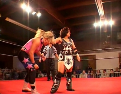 SHIMMER_#8__-__Nattie_Neidhart_vs_Arielpt2_avi_000037270.jpg