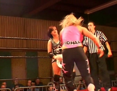 SHIMMER_#8__-__Nattie_Neidhart_vs_Arielpt2_avi_000046579.jpg