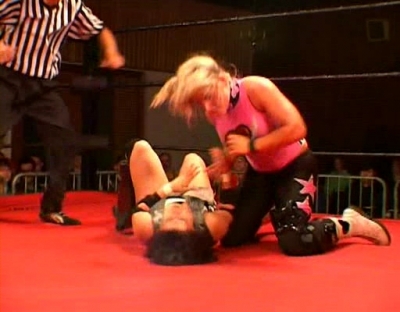 SHIMMER_#8__-__Nattie_Neidhart_vs_Arielpt2_avi_000086919.jpg