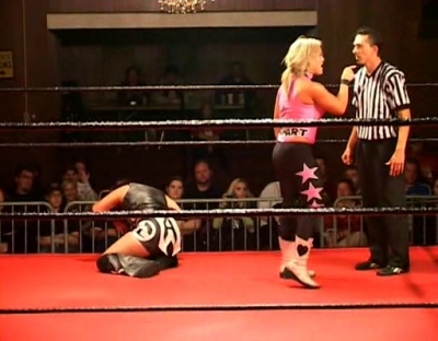 SHIMMER_#8__-__Nattie_Neidhart_vs_Arielpt2_avi_000111711.jpg