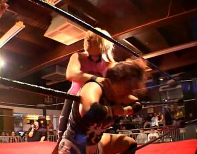 SHIMMER_#8__-__Nattie_Neidhart_vs_Arielpt2_avi_000121954.jpg