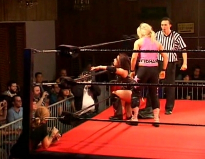 SHIMMER_#8__-__Nattie_Neidhart_vs_Arielpt2_avi_000123489.jpg