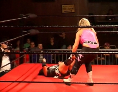 SHIMMER_#8__-__Nattie_Neidhart_vs_Arielpt2_avi_000127160.jpg